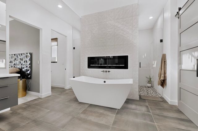 816 Villa Road SE, Rio Rancho, NM 87124