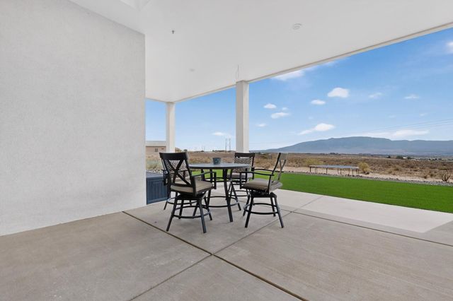 816 Villa Road SE, Rio Rancho, NM 87124