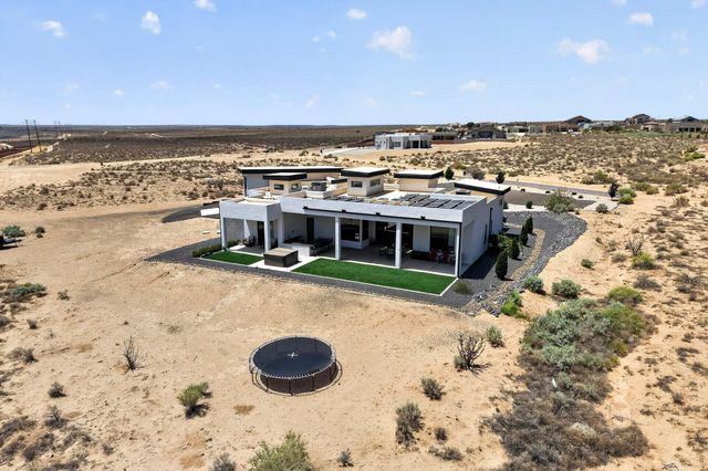 816 Villa Road SE, Rio Rancho, NM 87124