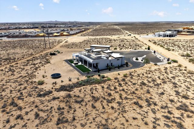 816 Villa Road SE, Rio Rancho, NM 87124