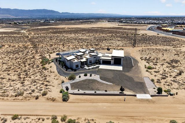 816 Villa Road SE, Rio Rancho, NM 87124