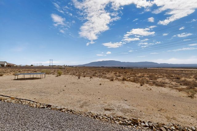 816 Villa Road SE, Rio Rancho, NM 87124