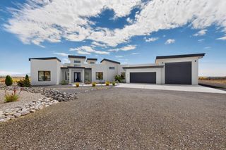 816 Villa Road SE, Rio Rancho, NM 87124