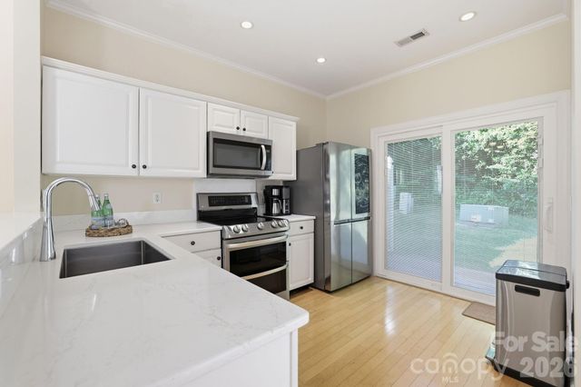 16936 Commons Creek Drive, Charlotte, NC 28277