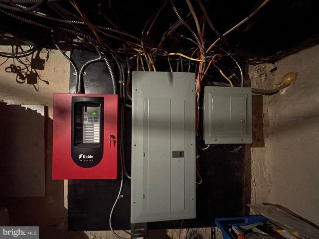 274 W DUNCANNON AVE, Philadelphia, PA 19120