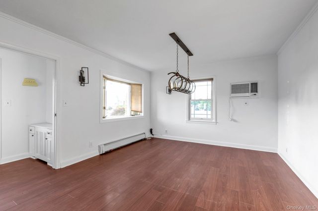 265 Jefferson Street, Franklin Square, NY 11010