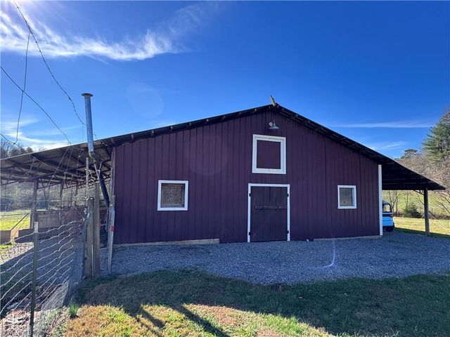 835 Brookfall Dairy Road, Elkin, NC 28621