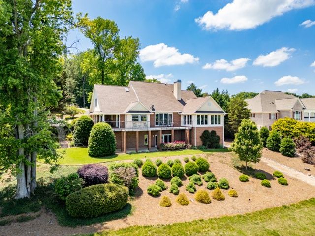 1906 Cross Creek Drive, Seneca, SC 29678