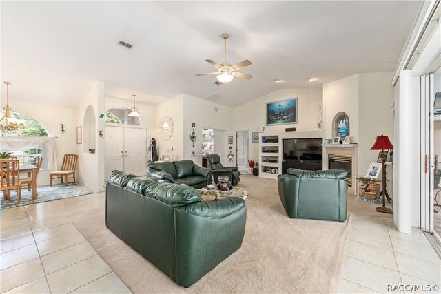 4680 N Elkcam Boulevard, Beverly Hills, FL 34465