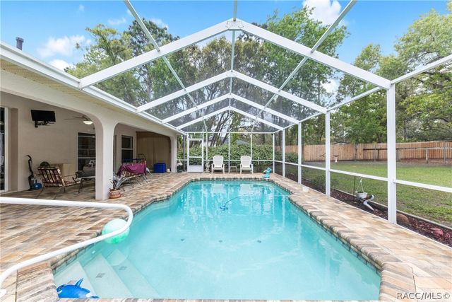 4680 N Elkcam Boulevard, Beverly Hills, FL 34465