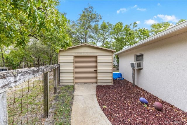 4680 N Elkcam Boulevard, Beverly Hills, FL 34465