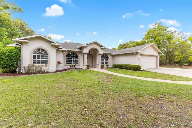 4680 N Elkcam Boulevard, Beverly Hills, FL 34465