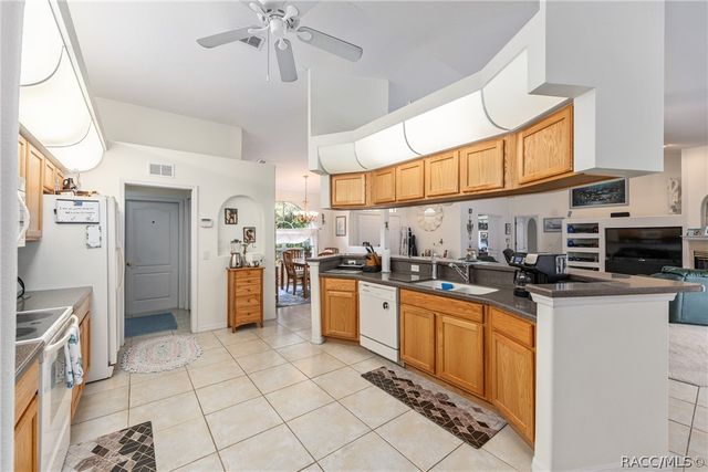 4680 N Elkcam Boulevard, Beverly Hills, FL 34465