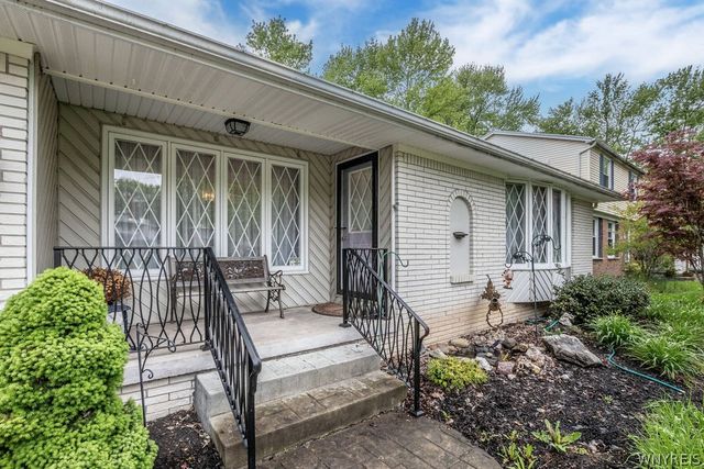 1075 Dodge Road, Amherst, NY 14068