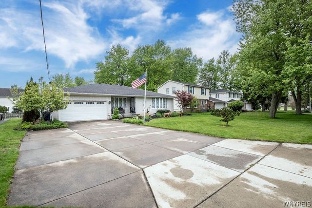 1075 Dodge Road, Amherst, NY 14068