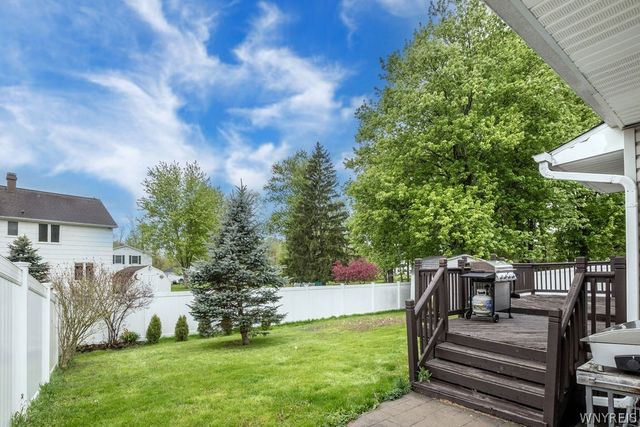 1075 Dodge Road, Amherst, NY 14068