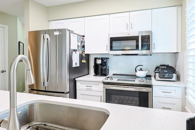 643 Woodmoor Dr Unit 101, Murrells Inlet, SC 29576