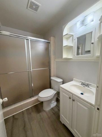 1400 N Dunlap Avenue, Mission, TX 78572