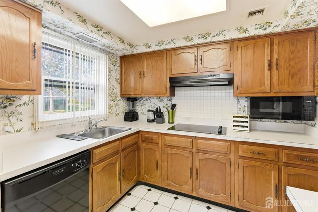 367-B Old Nassau Road, Monroe, NJ 08831