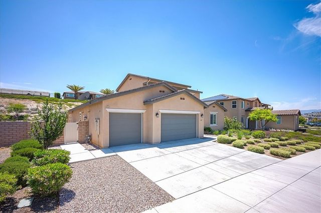 13471 Planet Court, Riverside, CA 92503