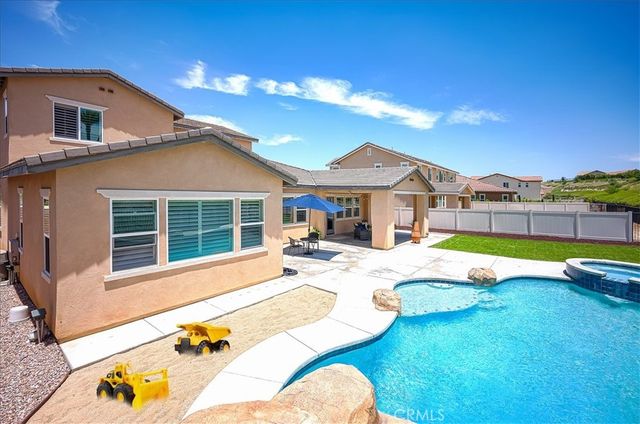 13471 Planet Court, Riverside, CA 92503