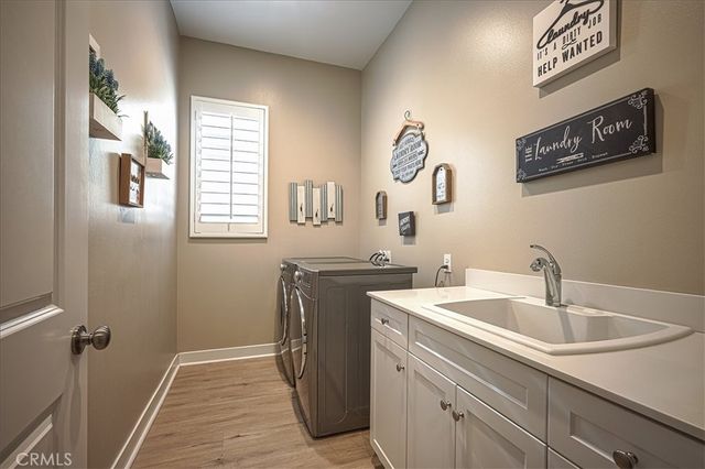 13471 Planet Court, Riverside, CA 92503