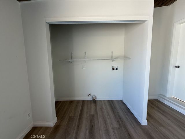17046 Saticoy Street, Van Nuys, CA 91406