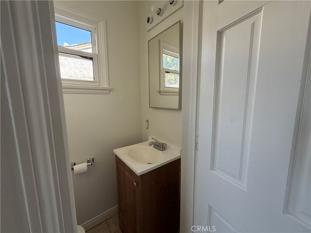 17046 Saticoy Street, Van Nuys, CA 91406