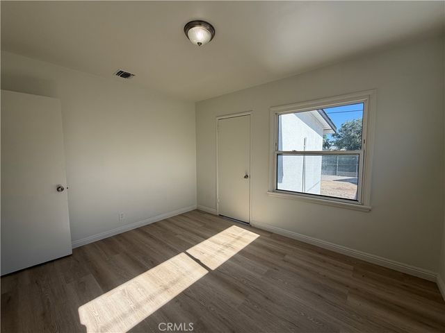 17046 Saticoy Street, Van Nuys, CA 91406