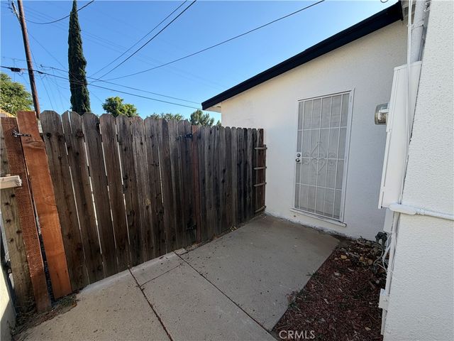17046 Saticoy Street, Van Nuys, CA 91406