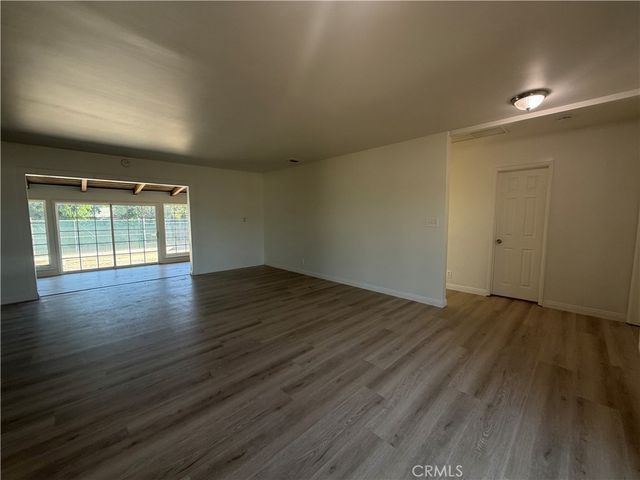 17046 Saticoy Street, Van Nuys, CA 91406