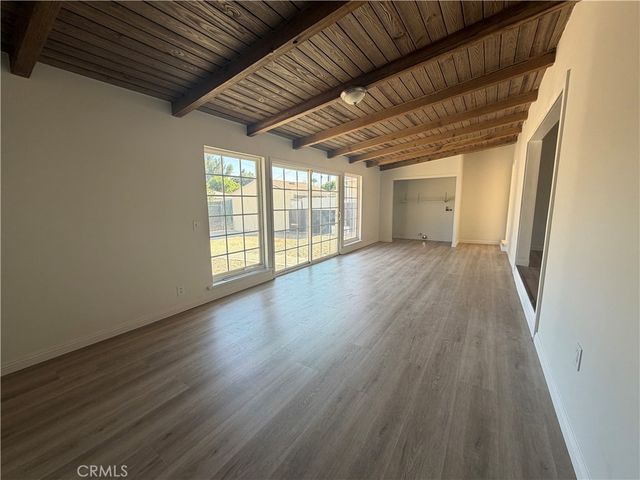 17046 Saticoy Street, Van Nuys, CA 91406