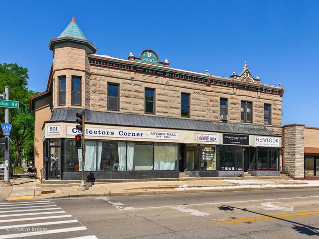 901 Ridge Road, Wilmette, IL 60091