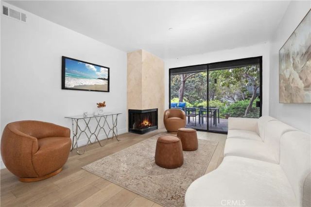2514 W Macarthur, Santa Ana, CA 92704