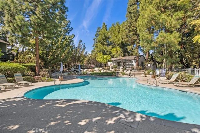 2514 W Macarthur, Santa Ana, CA 92704