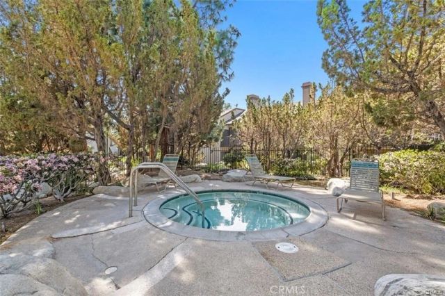2514 W Macarthur, Santa Ana, CA 92704