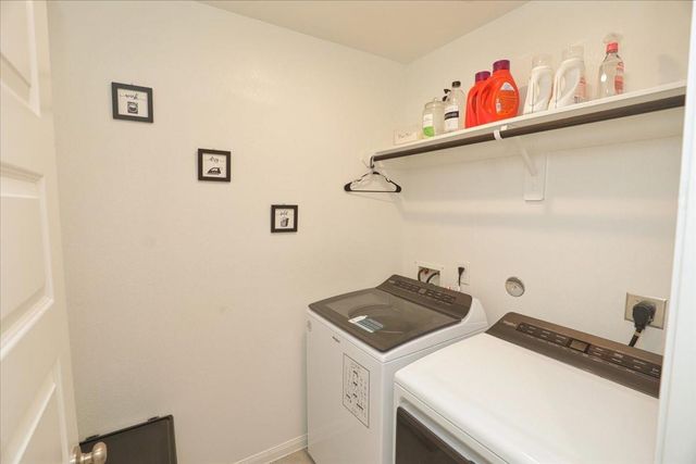 2051 W Darlington Oak Court, Conroe, TX 77304