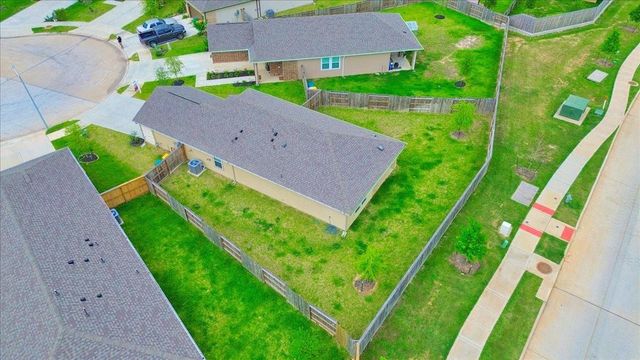 2051 W Darlington Oak Court, Conroe, TX 77304