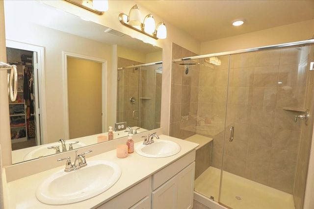 2051 W Darlington Oak Court, Conroe, TX 77304