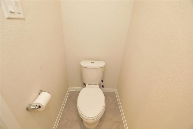 2051 W Darlington Oak Court, Conroe, TX 77304