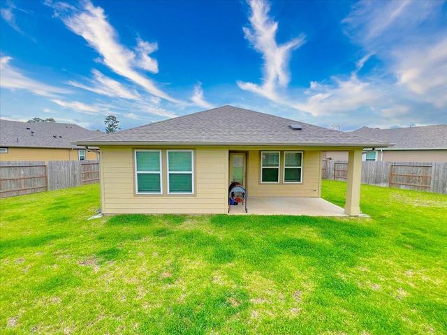 2051 W Darlington Oak Court, Conroe, TX 77304