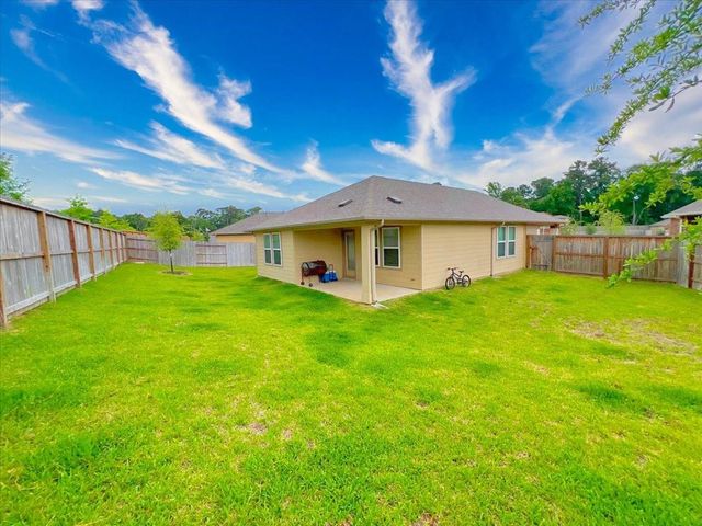 2051 W Darlington Oak Court, Conroe, TX 77304