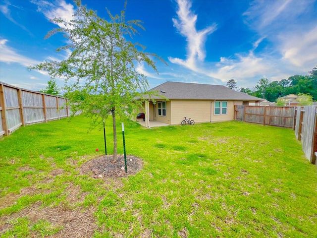 2051 W Darlington Oak Court, Conroe, TX 77304