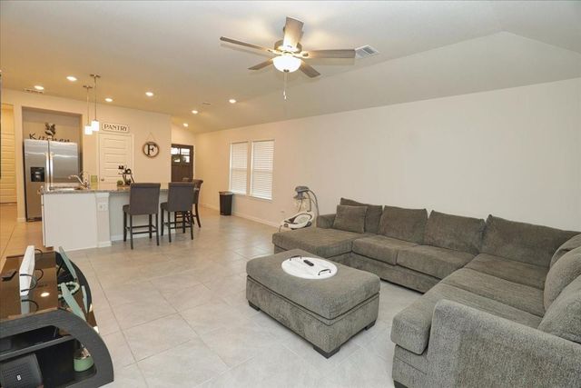 2051 W Darlington Oak Court, Conroe, TX 77304