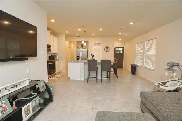 2051 W Darlington Oak Court, Conroe, TX 77304