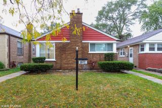 8622 S Jeffery Boulevard, Chicago, IL 60617