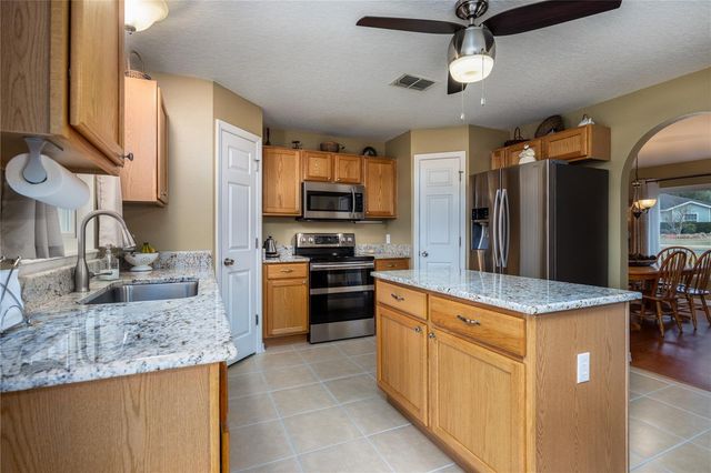 940 NW 229TH DRIVE, Newberry, FL 32669