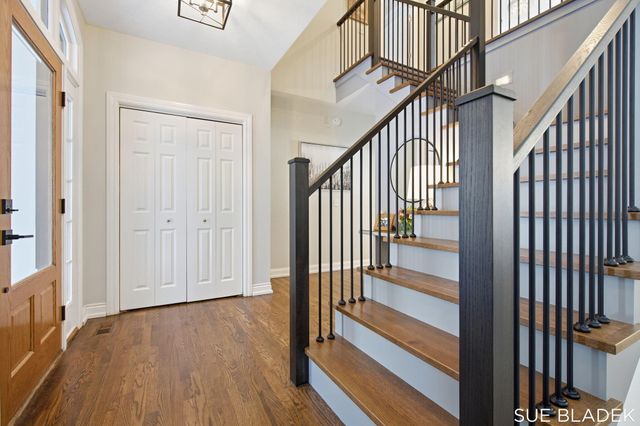 6380 Hidden Pond Drive, Laketown Twp, MI 49423