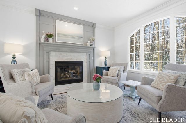 6380 Hidden Pond Drive, Laketown Twp, MI 49423