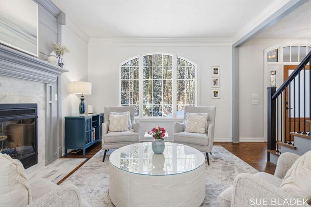 6380 Hidden Pond Drive, Laketown Twp, MI 49423